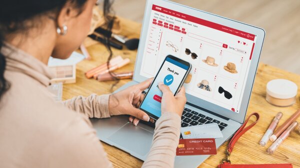 Desafíos Digitales: De la Información al E-Commerce