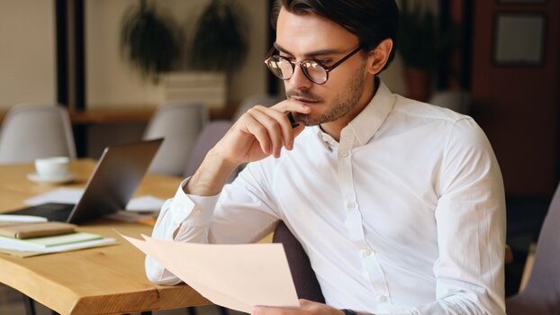 Succeed in Business English